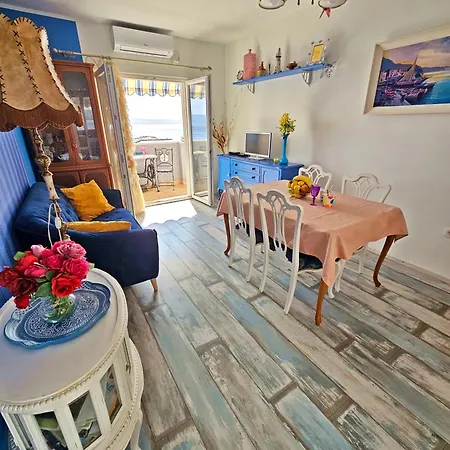Apartments Tempera By The Beach Split Room photo